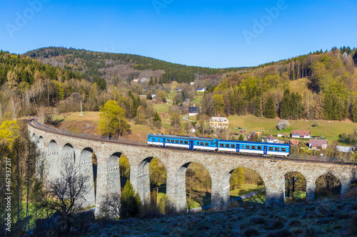 Fotografía Railway viaduct Novina in Krystofovo udoli, Northern Bohemia, Czech Republic