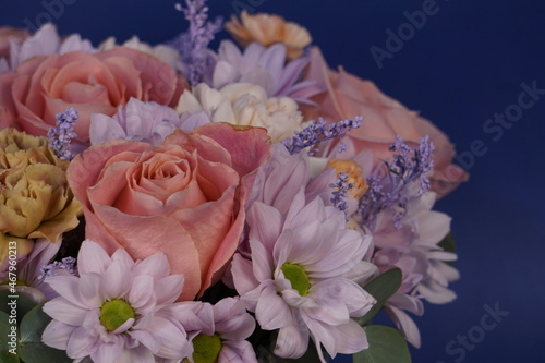 Always beautiful flowers and bouquets. Roses and chrysanthemums. For a great mood.