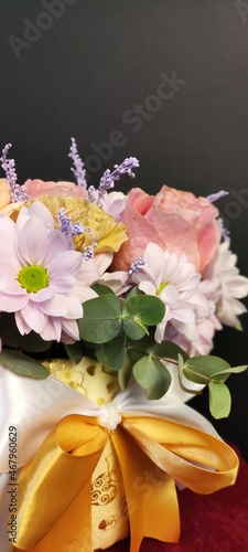 Always beautiful flowers and bouquets. Roses and chrysanthemums. For a great mood.