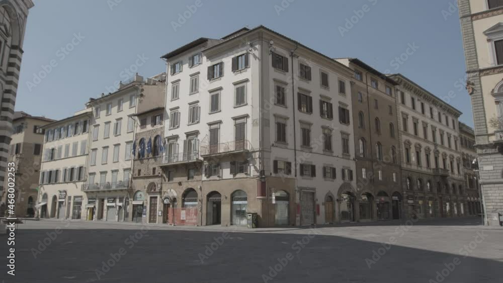 Pan of the Florence Baptistery in Piazza del Duomo (Cathedral Square) in Florence Without anybody during lockdown in Italy Pan of the Florence Baptistery in Piazza del Duomo (Cathedral Square) in Florence Without anybody during lockdown in Italy