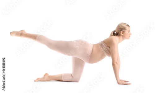 Beautiful young pregnant wo...