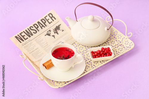 Hot cranberry tea with cinn...