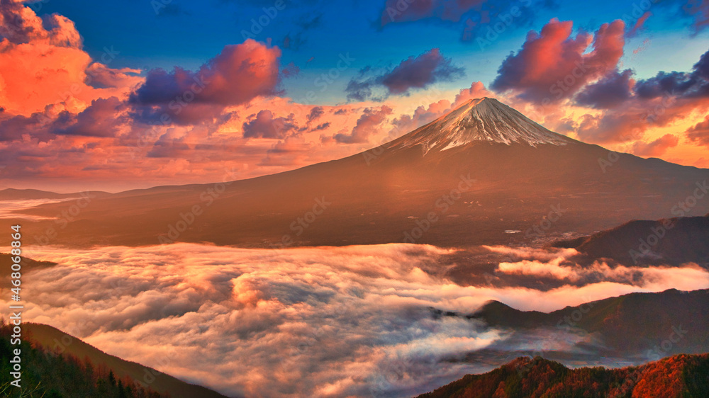 新道峠より雲海の富士山