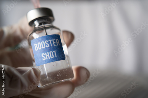Fotografi Covid-19 booster shot vaccine concept