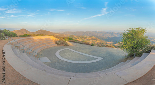 Canvas Print Small half amphitheatre near the edge of a mountain slope in San Diego, Californ