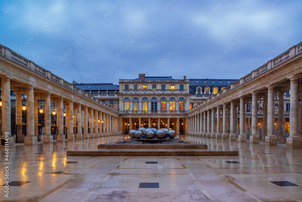 Fototapeta premium Palais Royal in Paris