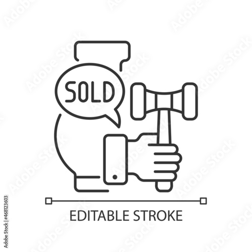 Auctioneer linear icon. Person who conducts auction process. Approving bids. Announce winner. Thin line customizable illustration. Contour symbol. Vector isolated outline drawing. Editable stroke