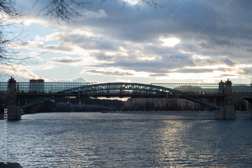 Naklejka premium bridge over river