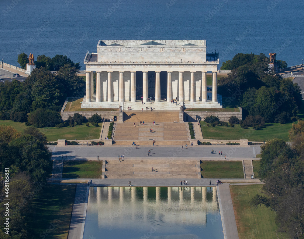 Lincoln Memorial aerial view from atop the Washington Monument
Lincoln Memorial aerial view from atop the Washington Monument