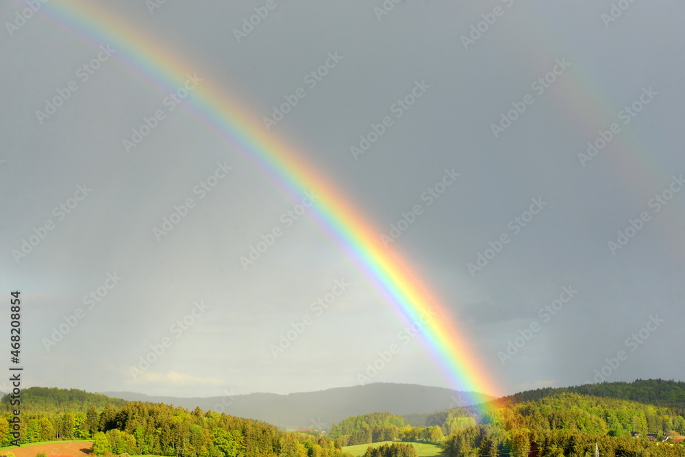 Nach dem Regen, Landschaft mit Regenbogen Nach dem Regen, Landschaft mit Regenbogen