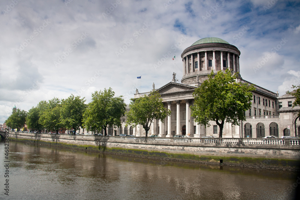 Fototapeta premium Four Courts Building on the river Liffey in Dublin Ireland