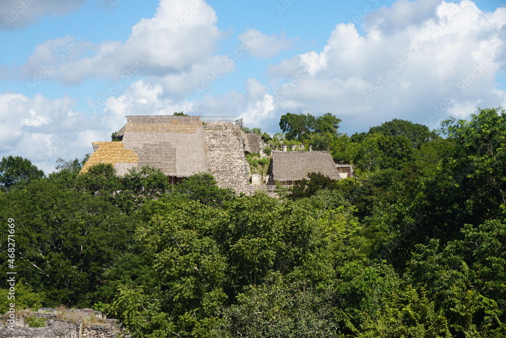 mayan pyramid in the jungle