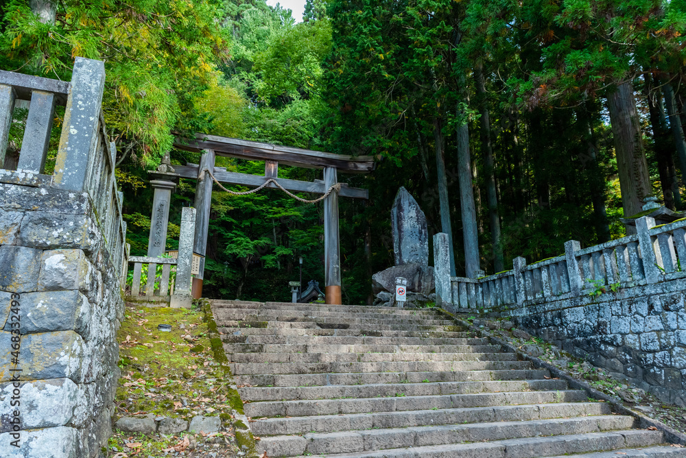 戸隠神社宝光社　大鳥居