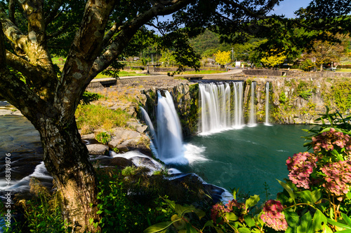 原尻の滝「朝陽の光芒・早朝風景」東洋のナイアガラ Harajiri Waterfall 