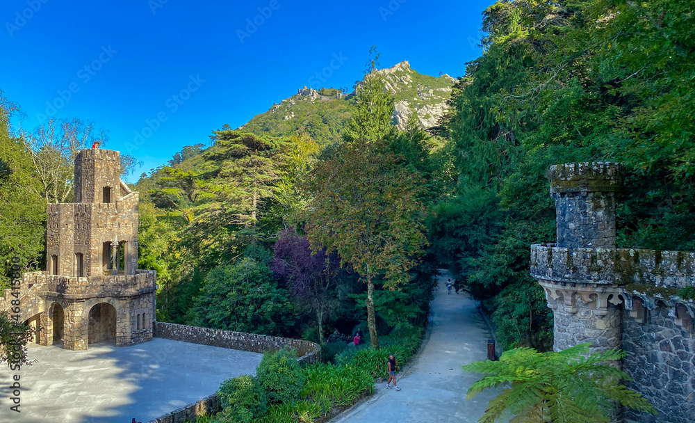 Obraz premium view of a castle in the mountains