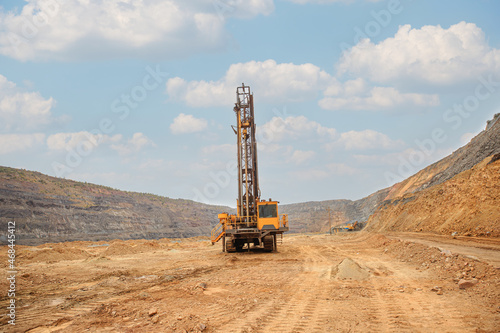 Machine for drilling wells in the quarry. Drilling of boreholes for laying an explosion in a quarry. Technologies of open-pit mining of minerals.