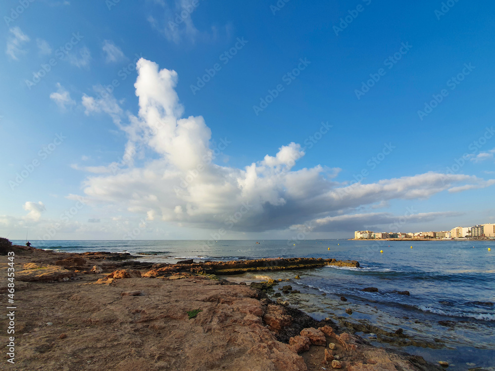 Vega Baja del Segura - Las calas de Torrevieja paisajes junto al mar	