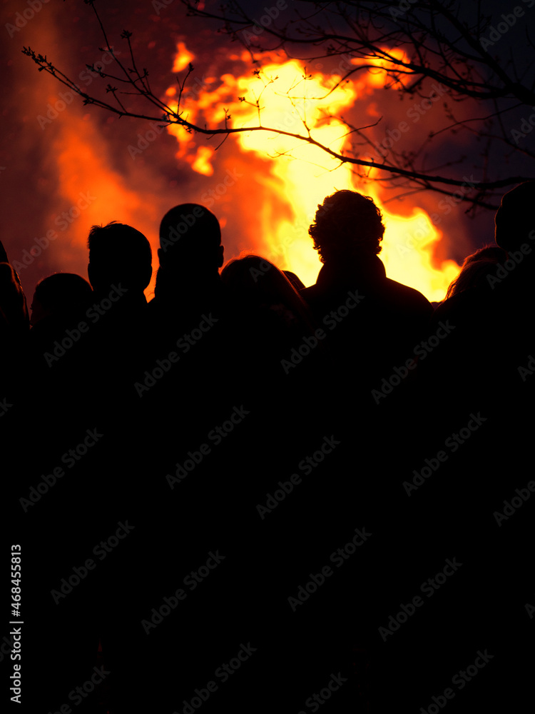Fototapeta premium people watching fire