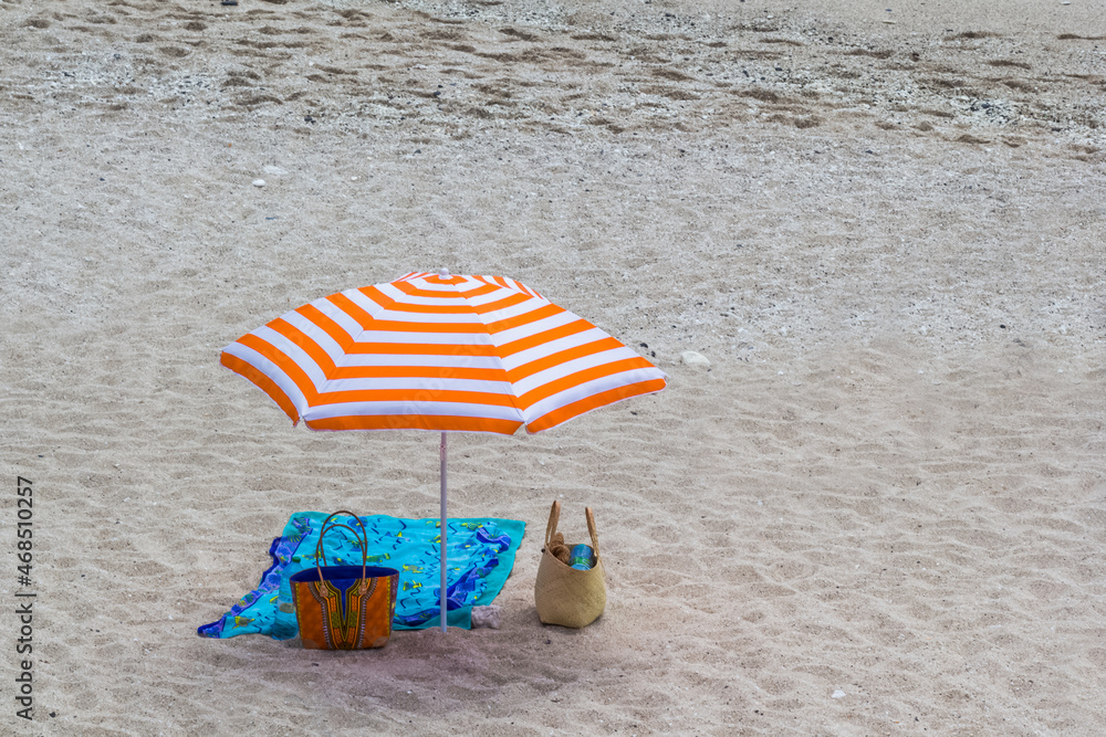 Parasol sur plage 