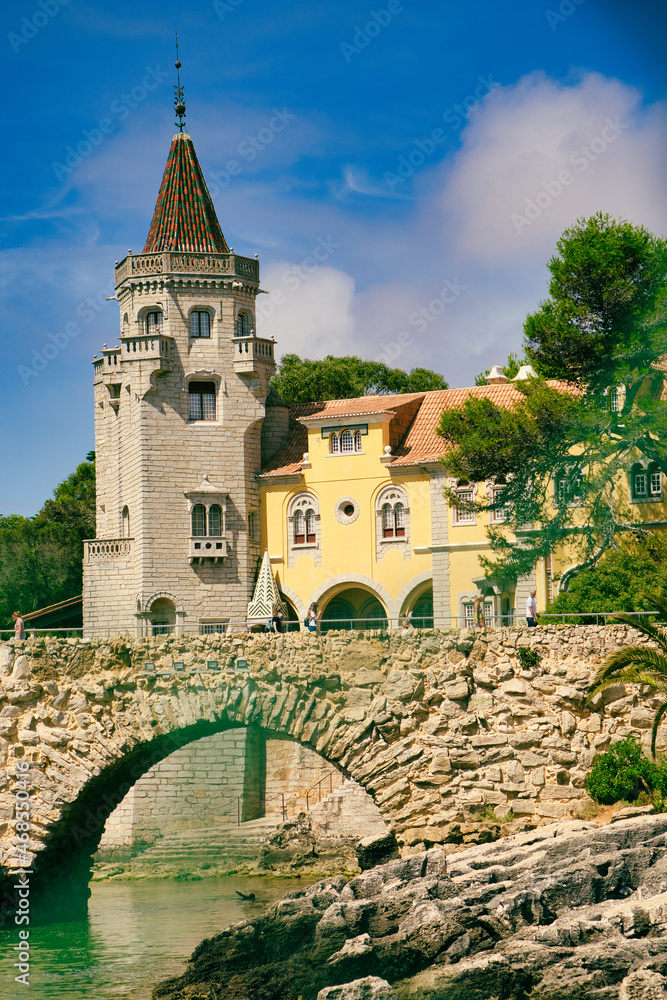 Φωτογραφία Beautiful view of the Parque Marechal Carmona Cascais, Portugal