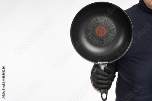 Non-stick frying pan. Man s...