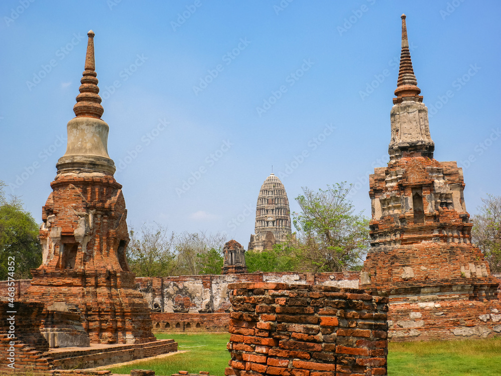 Fototapeta premium Stupa Ruinen Ayutthaya