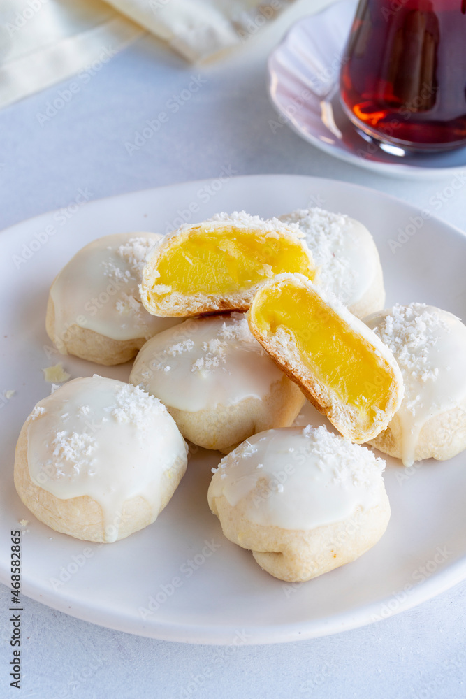 Lemon cookies. Chocolate-covered, lemon-filled cookie. Story format Lemon cookies. Chocolate-covered, lemon-filled cookie. Story format