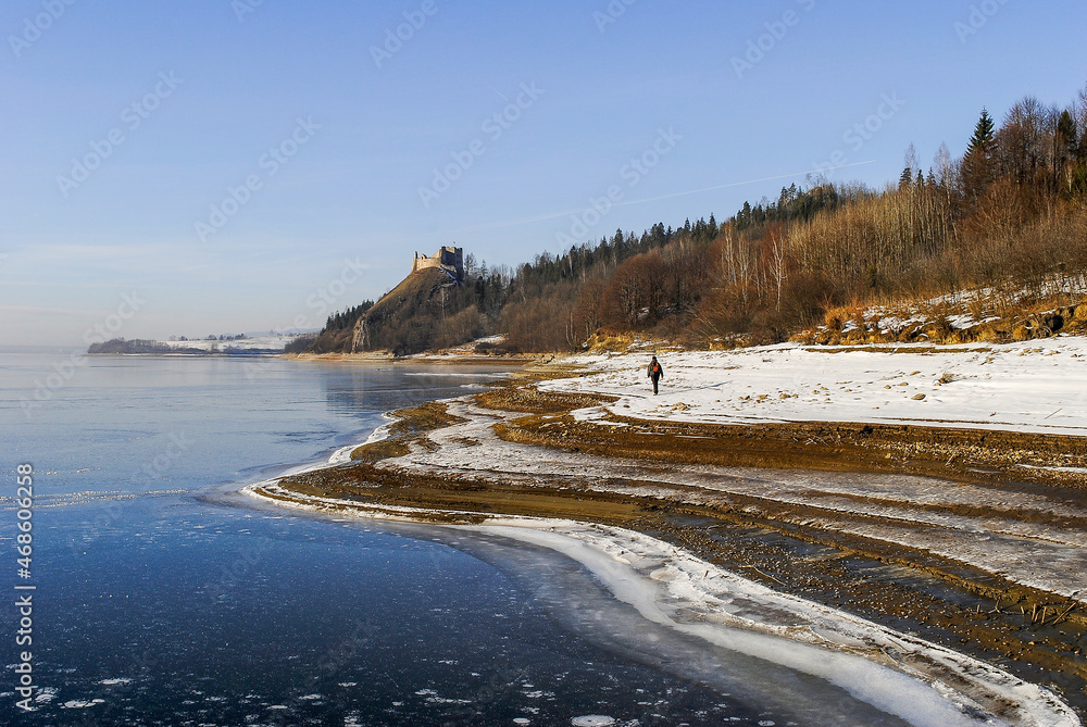 Castle on a hill on the shores of the lake, Czorsztyn, Pieniny, Poland Castle on a hill on the shores of the lake, Czorsztyn, Pieniny, Poland