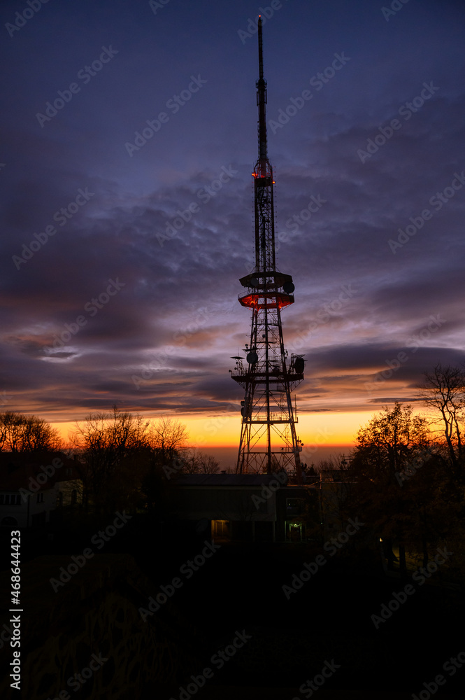 Wschód słońca na szczycie góry Ślęży k.wrocławia. Kościół na Ślęży. Sunrise one the mountian Ślęża Wschód słońca na szczycie góry Ślęży k.wrocławia. Kościół na Ślęży. Sunrise one the mountian Ślęża