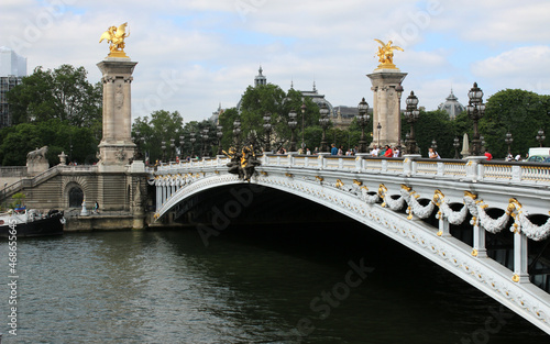 Paris - Pont Alexandre III © Studio Laure