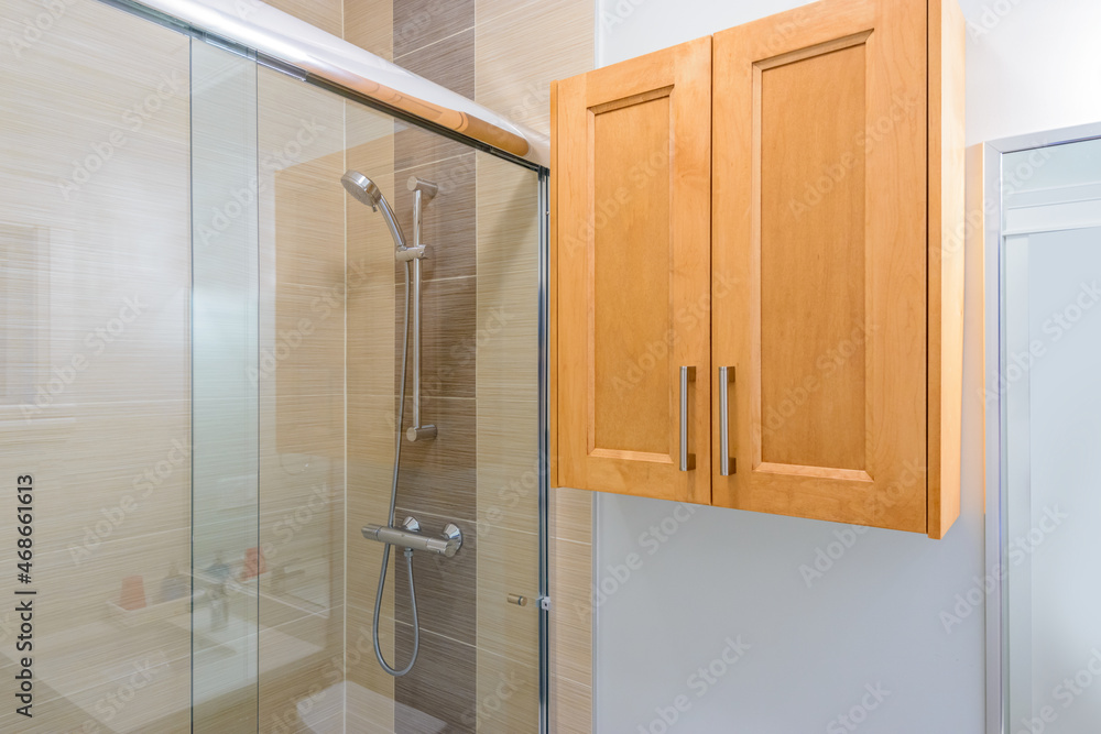 Obraz premium Fragment of a luxury bathroom