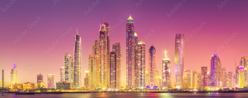 Fototapeta premium Dubai Marina bay view from Palm Jumeirah, UAE
