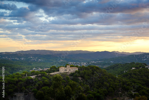 Wallpaper Mural Chaine de montagnes proche de Blanes en Espagne Torontodigital.ca