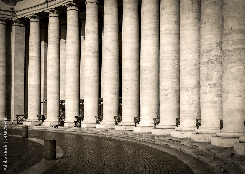 Colossal Tuscan colonnades in Piazza San Pietro (St. Peter's Square) in Vatican City Colossal Tuscan colonnades in Piazza San Pietro (St. Peter's Square) in Vatican City