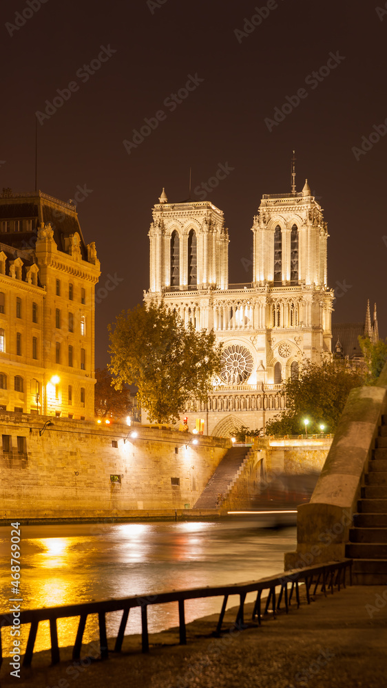 Seine river and Notre Dame de Paris
