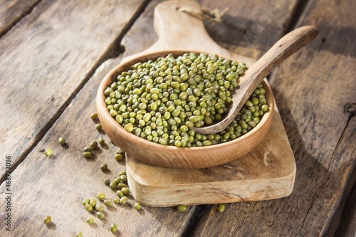 Mung bean seedst, Food ingredients in Asian cuisine and produce mung bean sprout