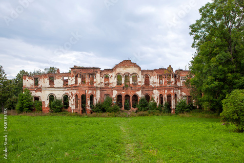 Wallpaper Mural Ruins of Potemkin's palace. View from the east side. Manor of Gostilitsa. The village of Gostilitsy. Lomonosov district. Leningrad region. Russia Torontodigital.ca