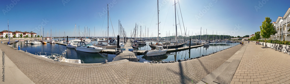 Naklejka premium Boltenhagen Pier at the Baltic Sea with Sailing Ships in Germany - Marina Panorama