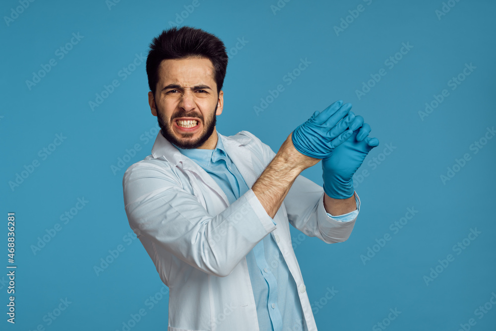 Naklejka premium laboratory assistant in a white apron analyzes diagnostics