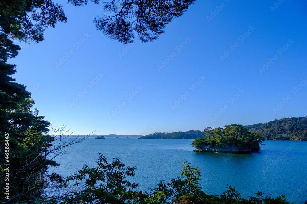 Obraz premium 福浦島の弁天堂の光景