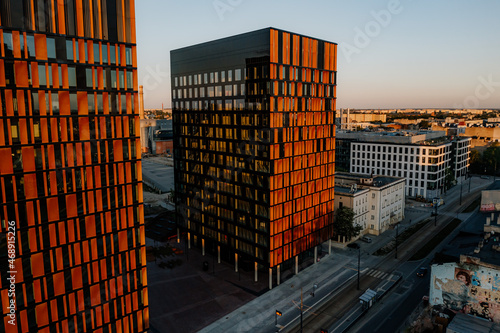 Zachód Słońca nad nowym centrum Łodzi