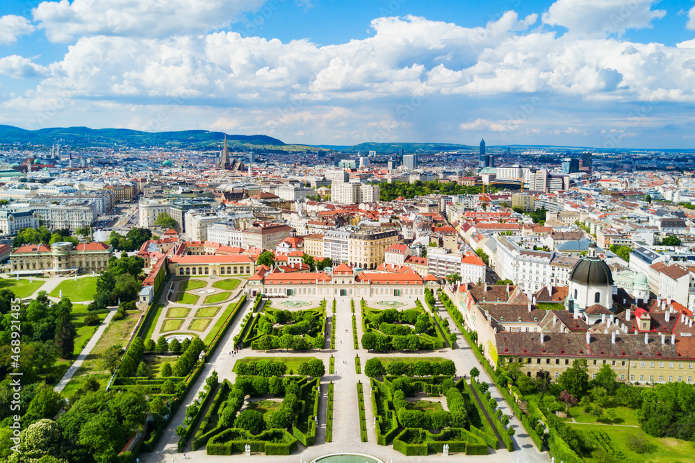 Belvedere Palace in Vienna - obrazy, fototapety, plakaty 