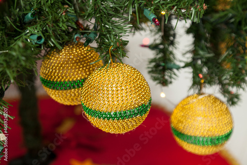 Christmas Decoration - Balls To Decorate Christmas Tree