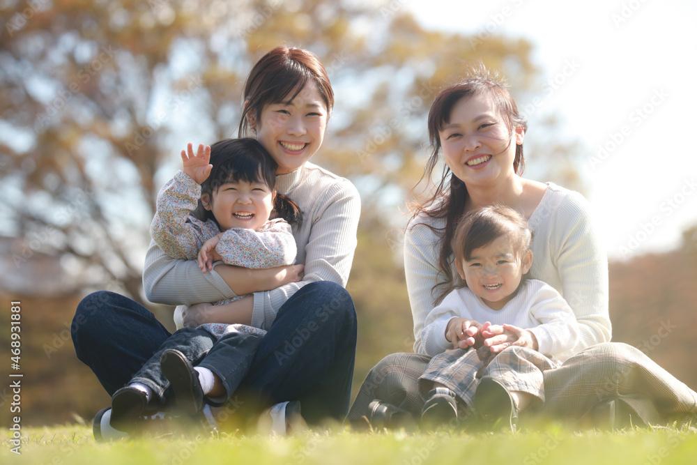 Fototapeta premium 笑顔の親子