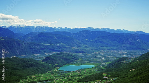 Kalterer See in Südtirol photo