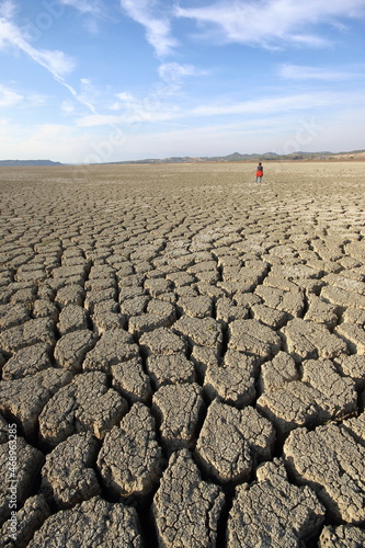 drought caused a lake to recede in Turkey, dry lake bed