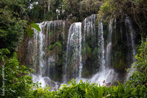 Fototapeta Naklejka Na Ścianę i Meble -  Cascate El nicho Waterfall Cuba