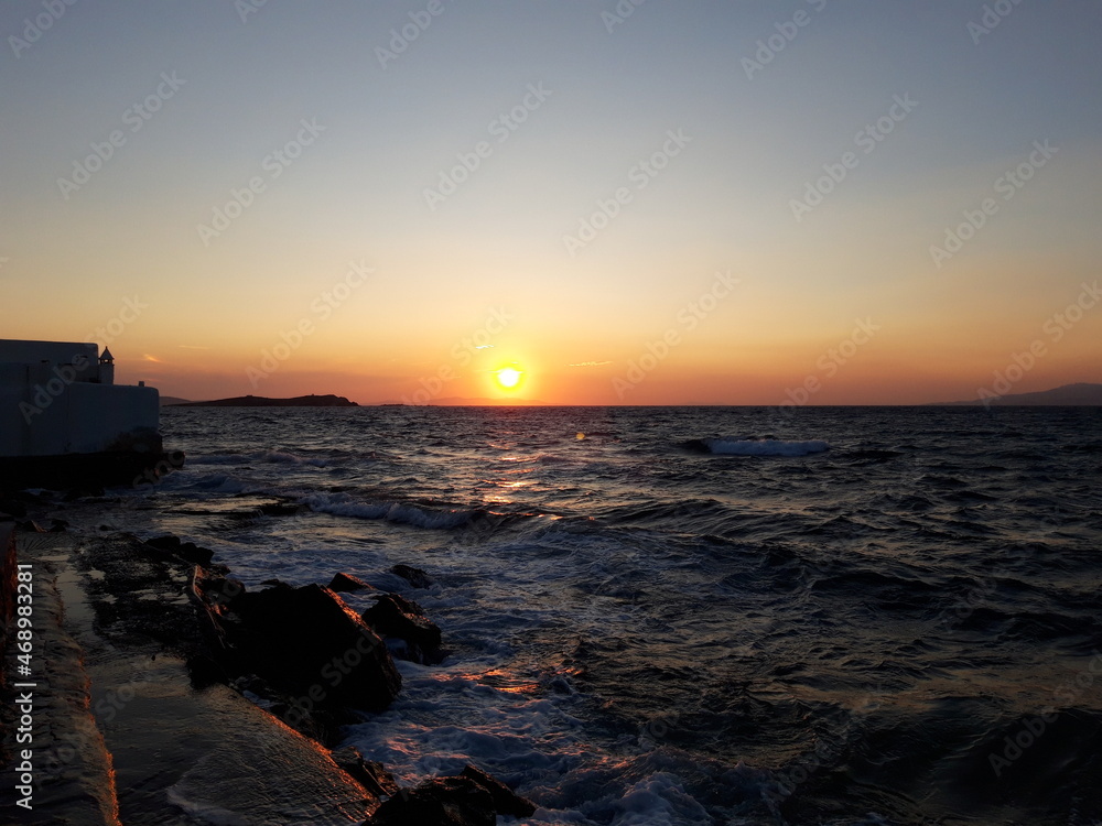 Fototapeta premium sunset over the sea