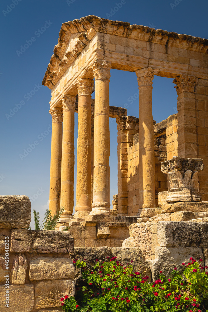 Fototapeta premium View to the ruins of ancient Sufetula town