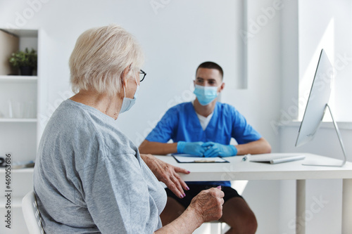 patient hospital examination in the medical office © SHOTPRIME STUDIO